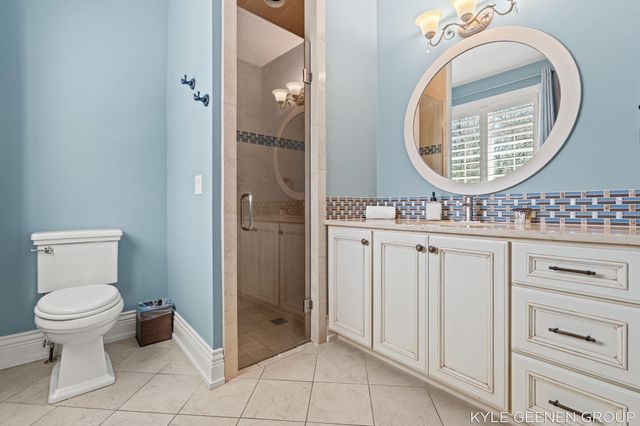 2817 Lakeshore Drive, Fennville, MI 49408