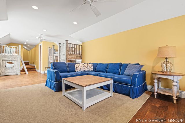 2817 Lakeshore Drive, Fennville, MI 49408