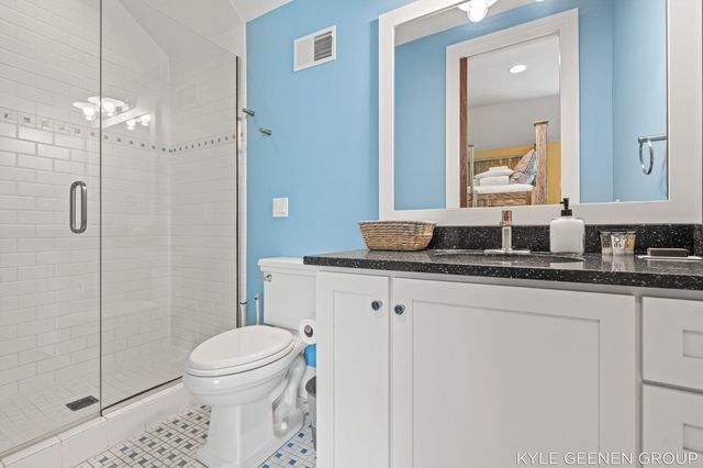 2817 Lakeshore Drive, Fennville, MI 49408
