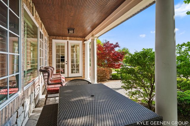 2817 Lakeshore Drive, Fennville, MI 49408