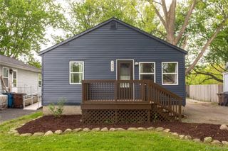 1896 SPAULDING Road, Frenchtown Township, MI 48162