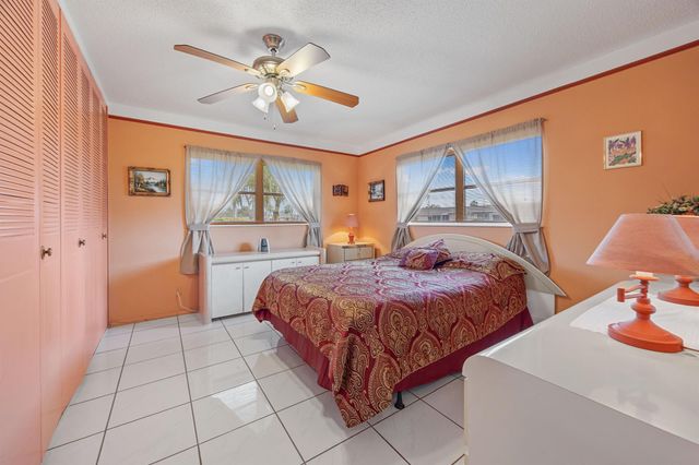 2747 Dudley Drive E A, West Palm Beach, FL 33415