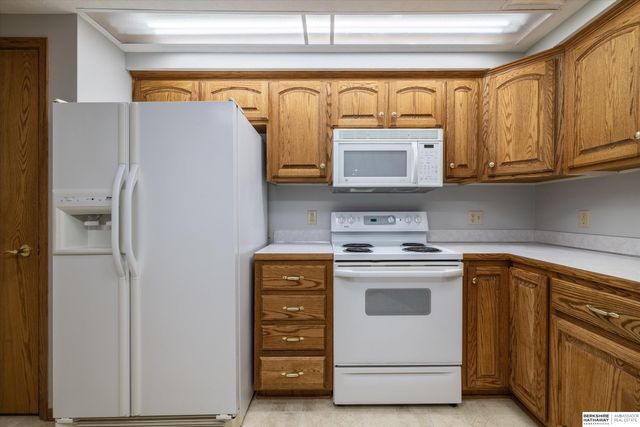 104 E Deer Lane, Plattsmouth, NE 68048