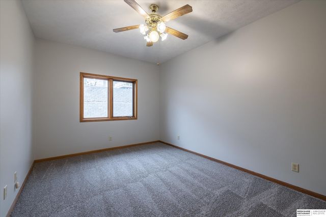 104 E Deer Lane, Plattsmouth, NE 68048
