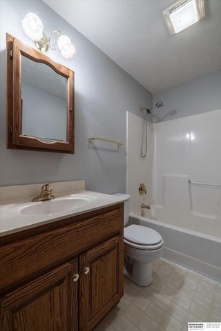 104 E Deer Lane, Plattsmouth, NE 68048