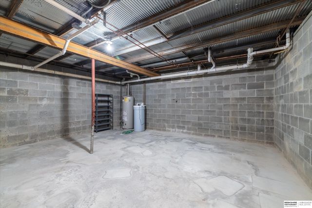 104 E Deer Lane, Plattsmouth, NE 68048