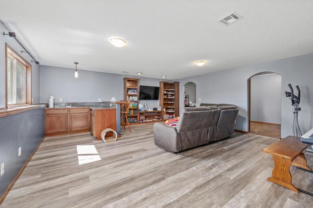 3674 N Forest Ridge, Wichita, KS 67205