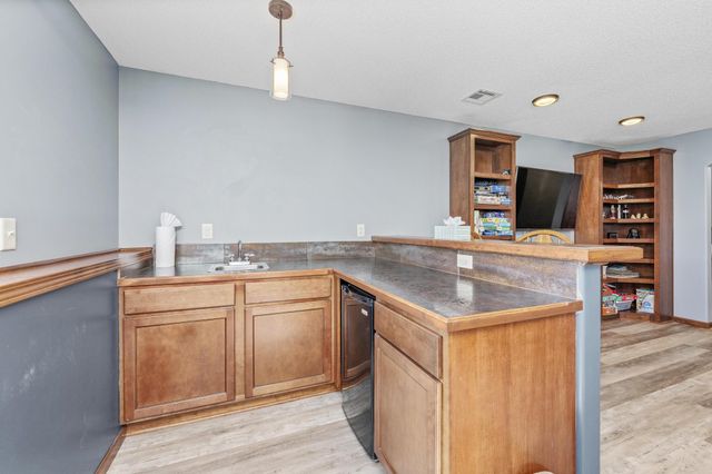 3674 N Forest Ridge, Wichita, KS 67205