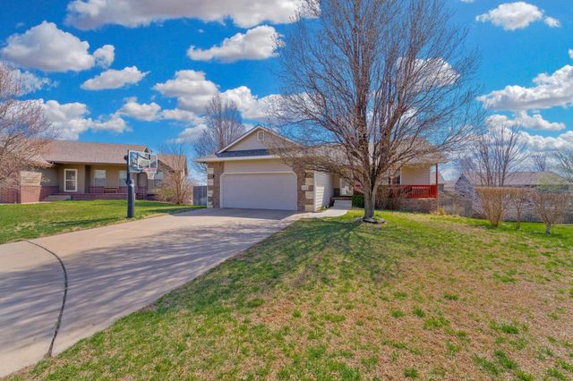 3674 N Forest Ridge, Wichita, KS 67205