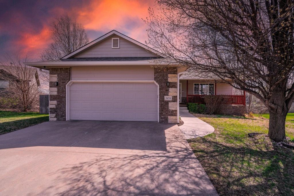 3674 N Forest Ridge, Wichita, KS 67205