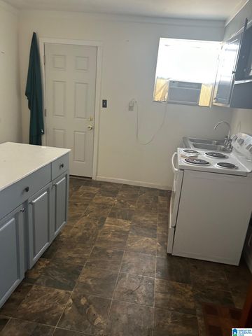 232 FLORA STREET SW, Birmingham, AL 35211