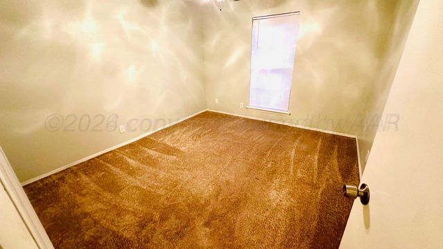 6820 ROCHELLE Lane, Amarillo, TX 79109