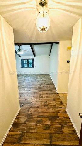 6820 ROCHELLE Lane, Amarillo, TX 79109