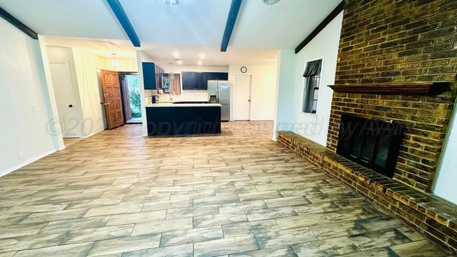 6820 ROCHELLE Lane, Amarillo, TX 79109