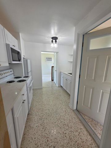 1216 Cabana Road 4, Singer Island, FL 33404