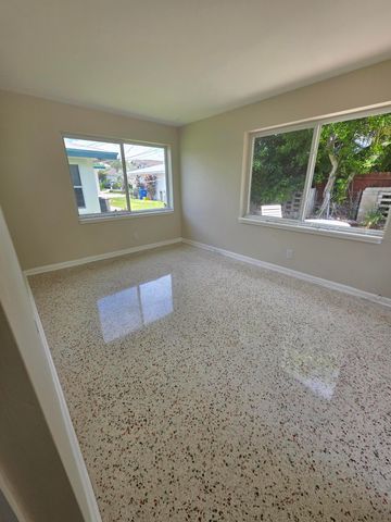 1216 Cabana Road 4, Singer Island, FL 33404