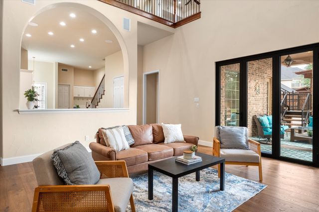 660 Duke Saxony Drive, Lewisville, TX 75056