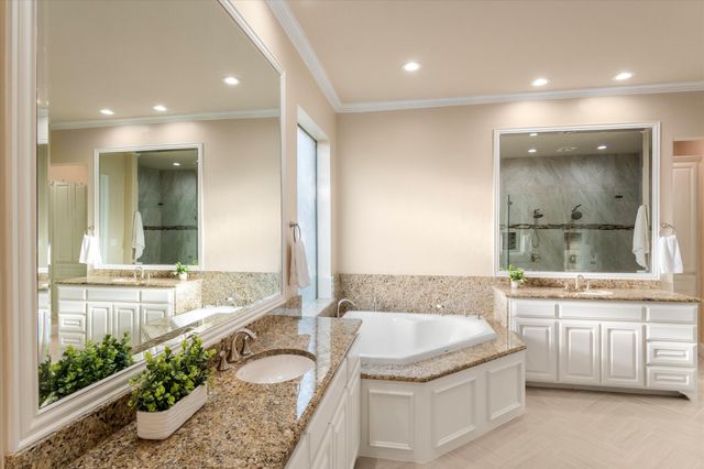 660 Duke Saxony Drive, Lewisville, TX 75056