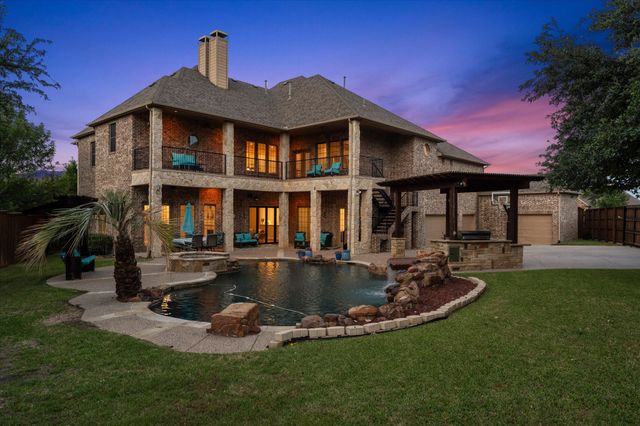 660 Duke Saxony Drive, Lewisville, TX 75056