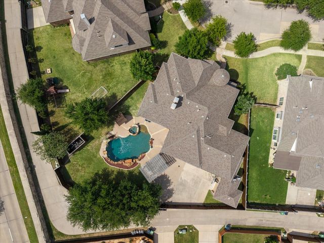 660 Duke Saxony Drive, Lewisville, TX 75056