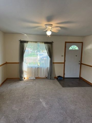 14748 S Sacramento Avenue, Posen, IL 60469