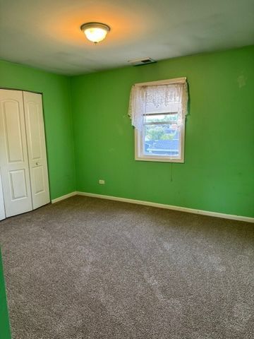 14748 S Sacramento Avenue, Posen, IL 60469