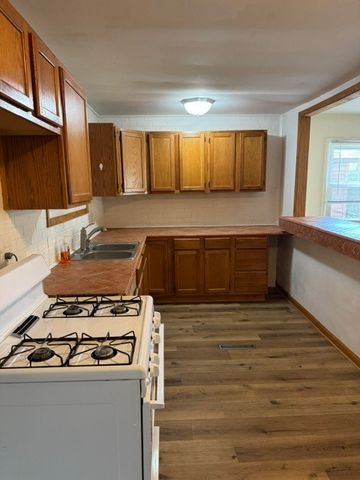 14748 S Sacramento Avenue, Posen, IL 60469