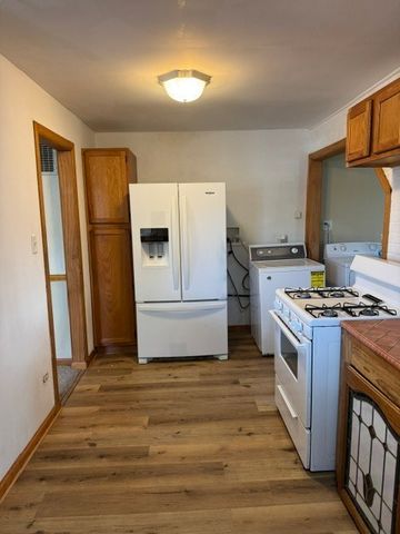 14748 S Sacramento Avenue, Posen, IL 60469