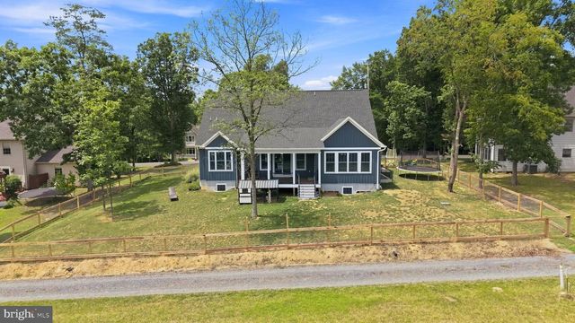 125 LAKE HOLLIDAY, Cross Junction, VA 22625