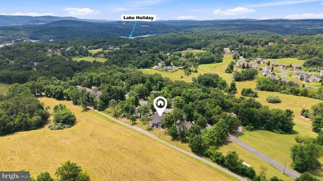 125 LAKE HOLLIDAY, Cross Junction, VA 22625