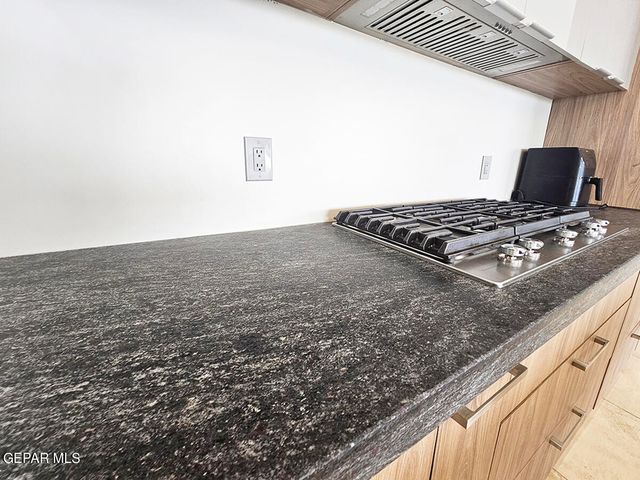 252 Hidden Crest Cir Circle, El Paso, TX 79912