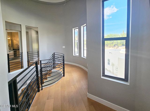 252 Hidden Crest Cir Circle, El Paso, TX 79912