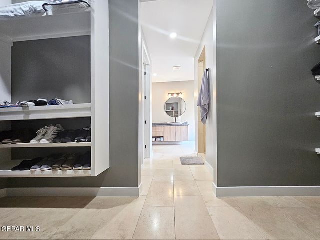 252 Hidden Crest Cir Circle, El Paso, TX 79912