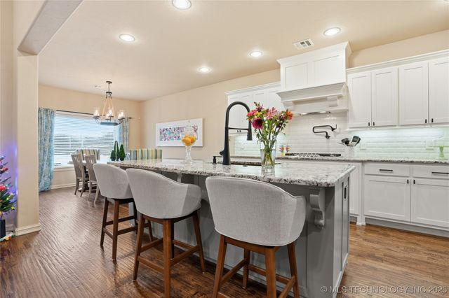 11471 S Ash Street, Jenks, OK 74037