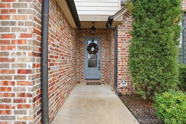 11471 S Ash Street, Jenks, OK 74037