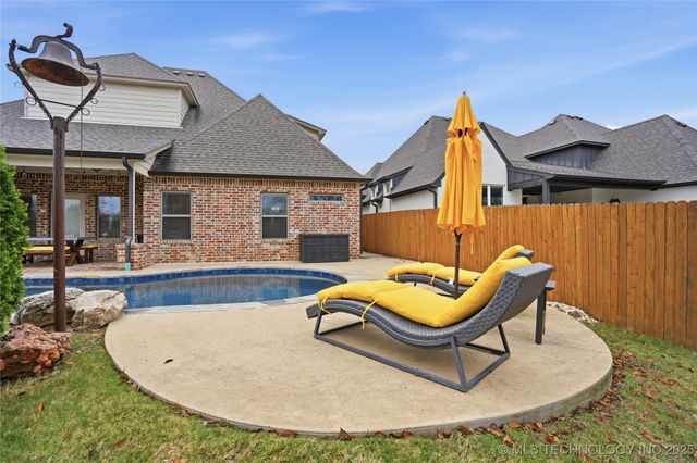11471 S Ash Street, Jenks, OK 74037
