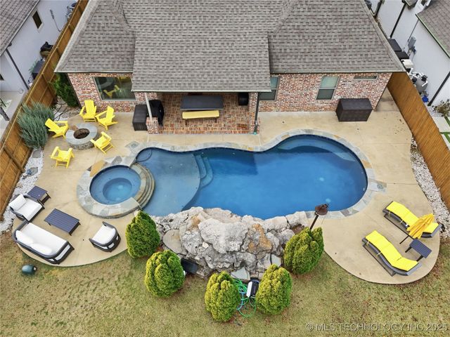 11471 S Ash Street, Jenks, OK 74037