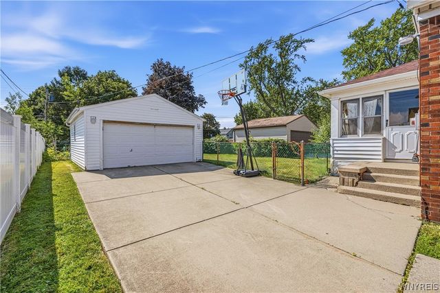 36 Godfrey Street, Buffalo, NY 14215