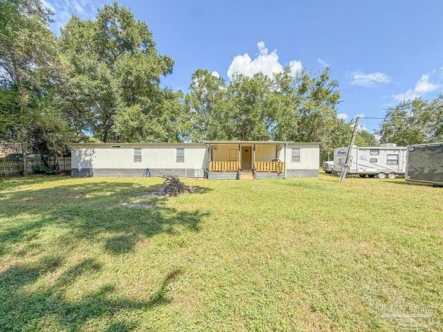 3637 Diamond St, Pace, FL 32571