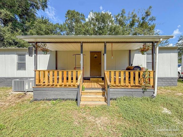 3637 Diamond St, Pace, FL 32571