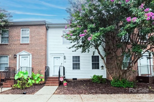 529 N Spring Avenue, Newton, NC 28658