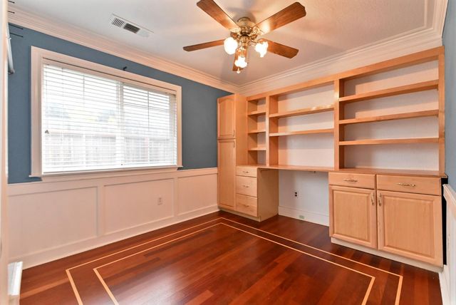 908 Deer Park Dr, Modesto, CA 95358