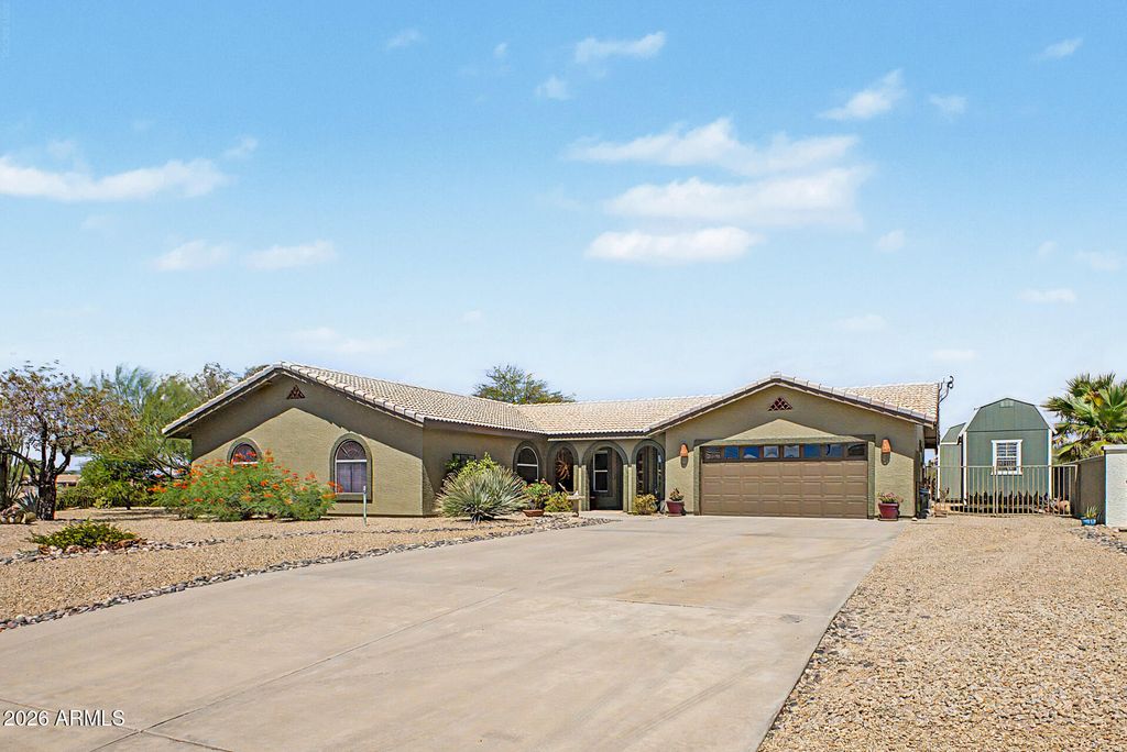820 SIERRA VISTA Drive, Wickenburg, AZ 85390 — photo 4