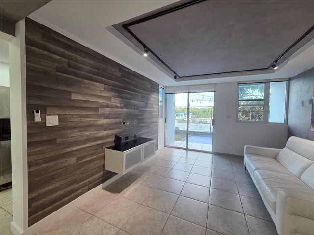 8860 PASEO DEL REY H-102, Carolina, PR 00987