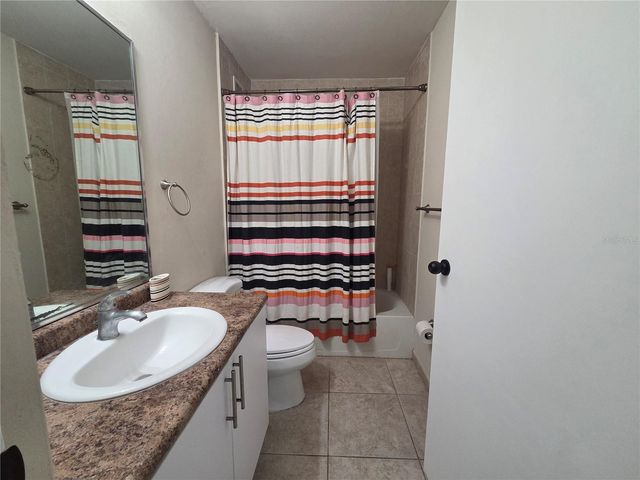 8860 PASEO DEL REY H-102, Carolina, PR 00987