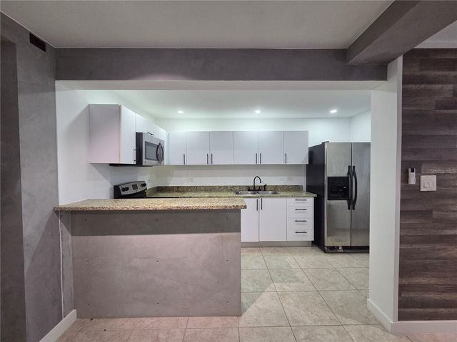 8860 PASEO DEL REY H-102, Carolina, PR 00987