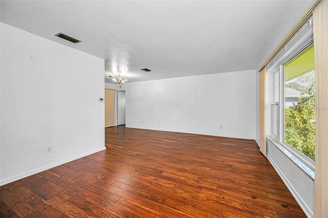 2310 SARAZEN DR, Dunedin, FL 34698