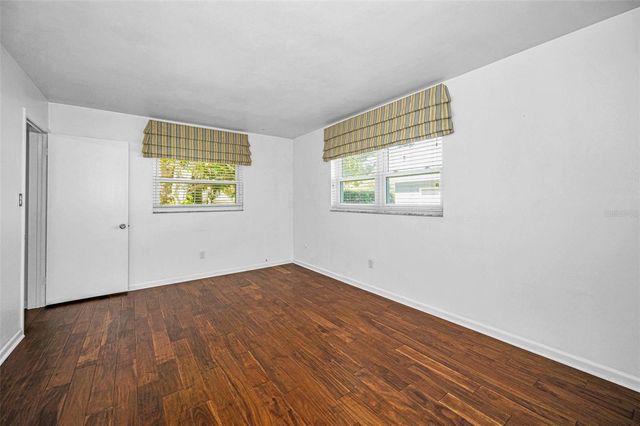 2310 SARAZEN DR, Dunedin, FL 34698