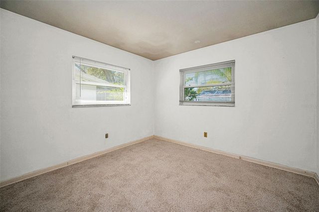 2310 SARAZEN DR, Dunedin, FL 34698