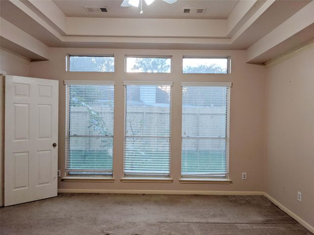 2810 Foxden Drive, Pearland, TX 77584